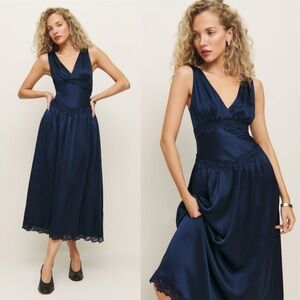 Reformation Stasia Dress in Navy, NWT size 10!